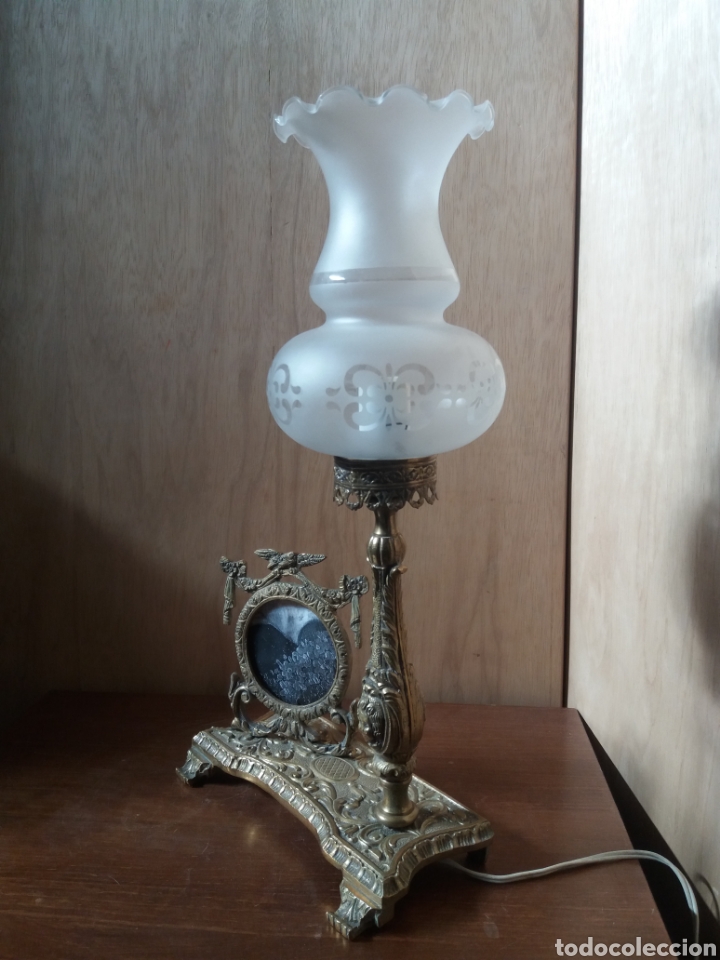 Antig&uuml;edades: L&aacute;mpara bronce de sobremesa - Foto 4