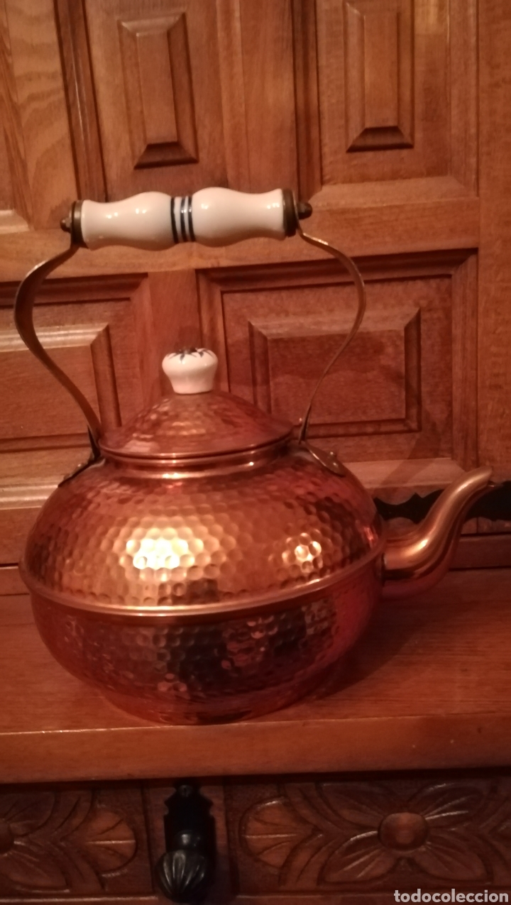 Antig&uuml;edades: Antigua cafetera o tetera de cobre - Foto 2