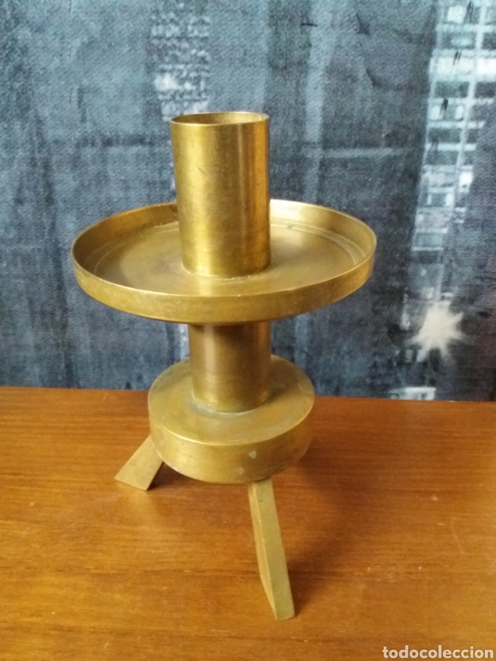 Antig&uuml;edades: Candelabro de altar de bronce - Foto 1