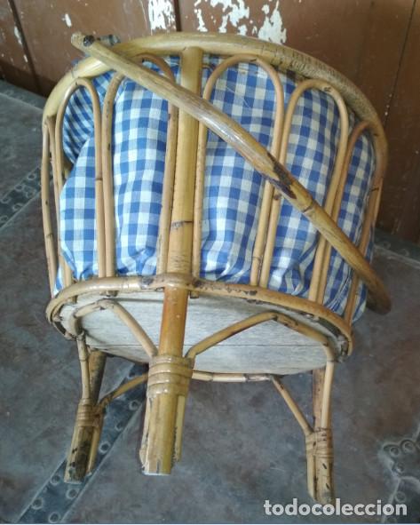 Antig&uuml;edades: COSTURERO ANTIGUO DE MIMBRE CON PATAS - Foto 3