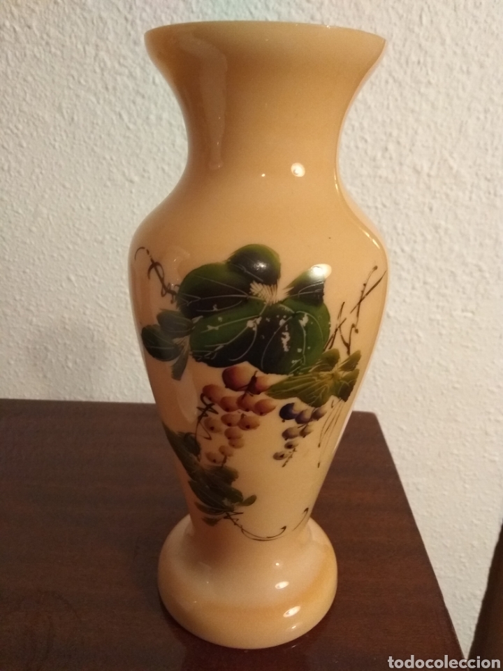 Antig&uuml;edades: Dos bonitos jarrones. 20 cms. - Foto 3
