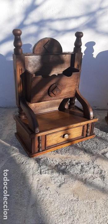 Antig&uuml;edades: Revisteros de madera - Foto 2