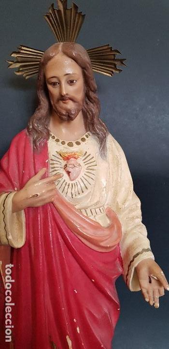 Antig&uuml;edades: FIGURA SAGRADO CORAZON EN PASTA DE MADERA - Foto 3