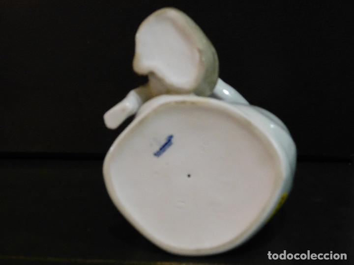 Antig&uuml;edades: PROMOCION LLADRO NI&Ntilde;O PERRITO 20 CMS - Foto 5