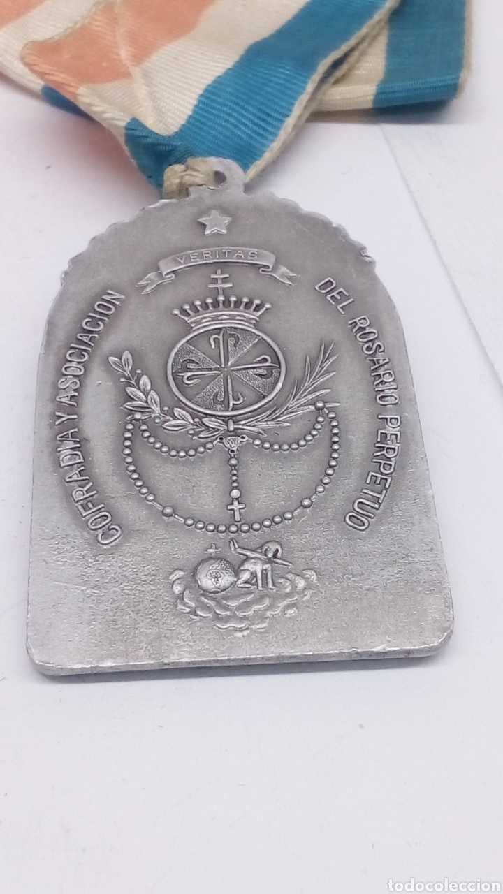 Antig&uuml;edades: Medalla relgiosa - Foto 2