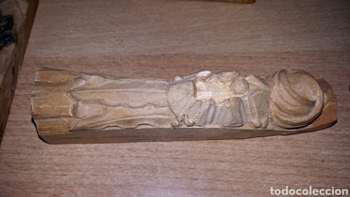 Antiquit&eacute;s: FRAGMENTO DE MADERA TALLADA A MANO CON MOTIVO FLORAL