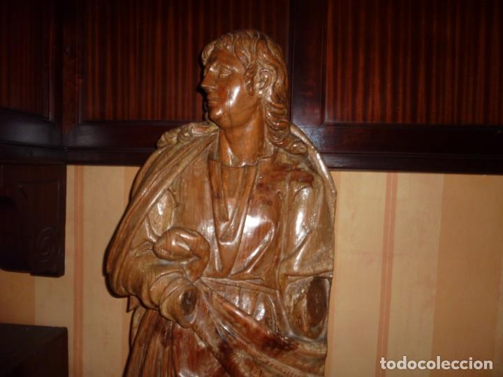 Antig&uuml;edades: TALLA DE APOSTOL EN MADERA. - Foto 9