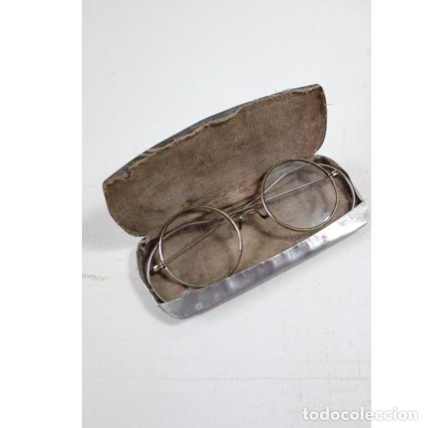 Antig&uuml;edades: Antiguas gafas estilo Quevedo con funda