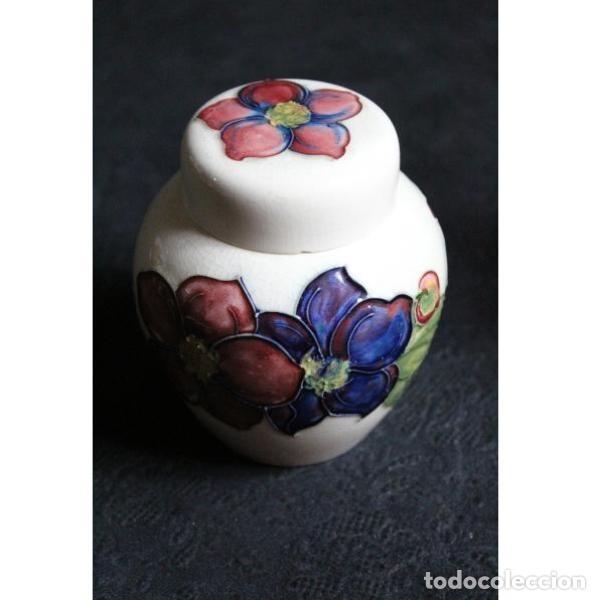 Antig&uuml;edades: Antiguo tarro Moorcroft - Foto 1