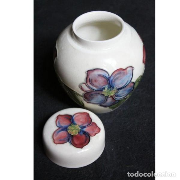 Antig&uuml;edades: Antiguo tarro Moorcroft - Foto 2