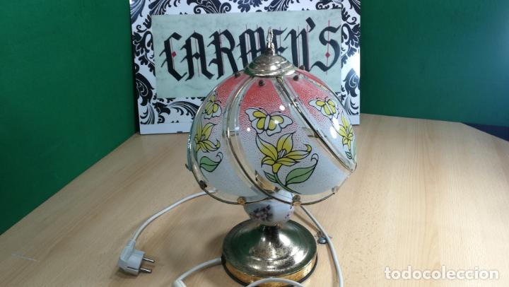 Antig&uuml;edades: LAMPARA DE MESA METAL Y VIDRIO - Foto 2