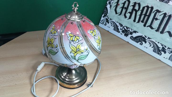 Antig&uuml;edades: LAMPARA DE MESA METAL Y VIDRIO - Foto 8