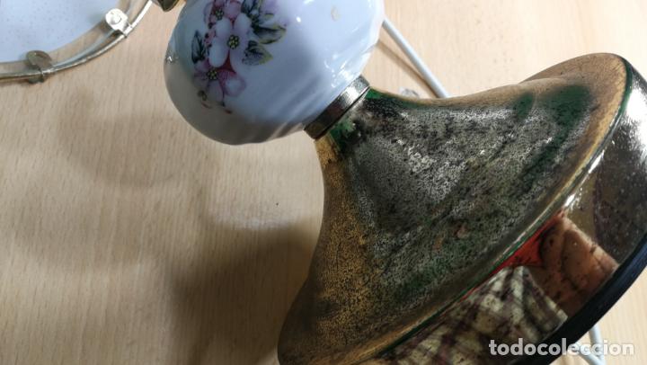 Antig&uuml;edades: LAMPARA DE MESA METAL Y VIDRIO - Foto 15