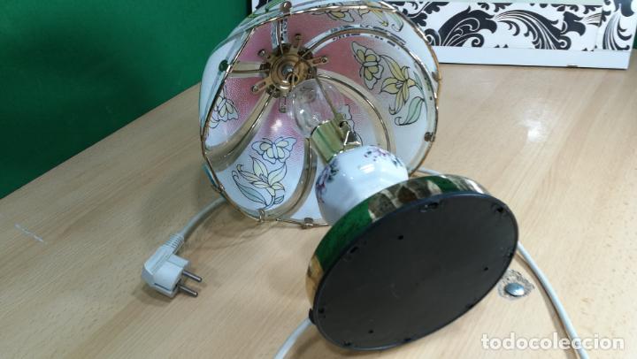 Antig&uuml;edades: LAMPARA DE MESA METAL Y VIDRIO - Foto 22
