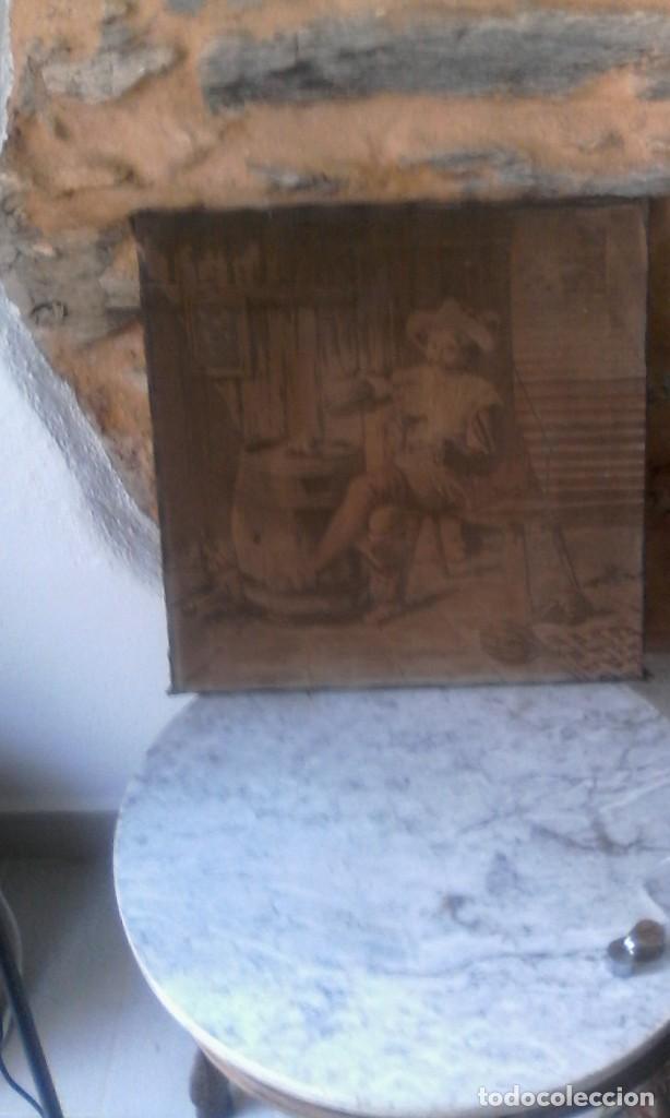 Antig&uuml;edades: tapiz escenade los tres mosqueteros. - Foto 2