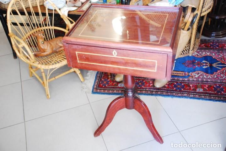 Antig&uuml;edades: BONITO COSTURERO  CON LIMONCILLO - Foto 1