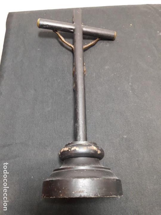 Antig&uuml;edades: Cristo con cruz - Foto 2