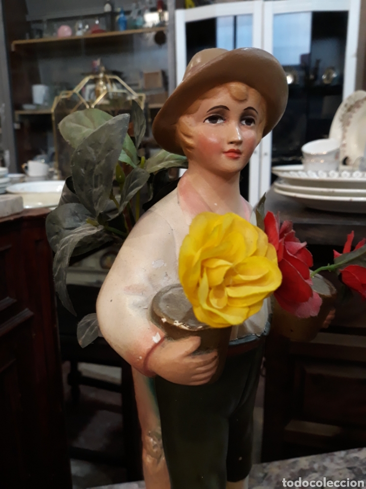 Antig&uuml;edades: Pareja de muchachos en estuco. - Foto 2