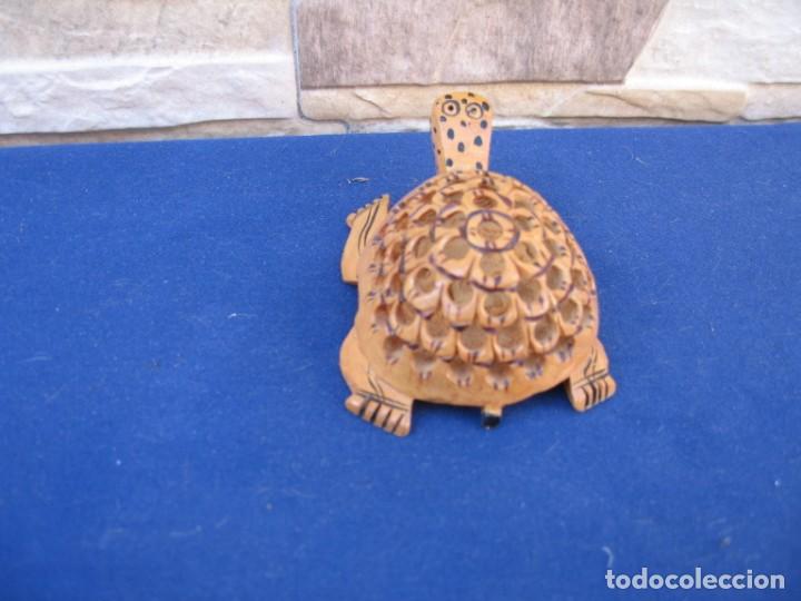 Antig&uuml;edades: TORTUGA TALLADA EN MADERA - Foto 3