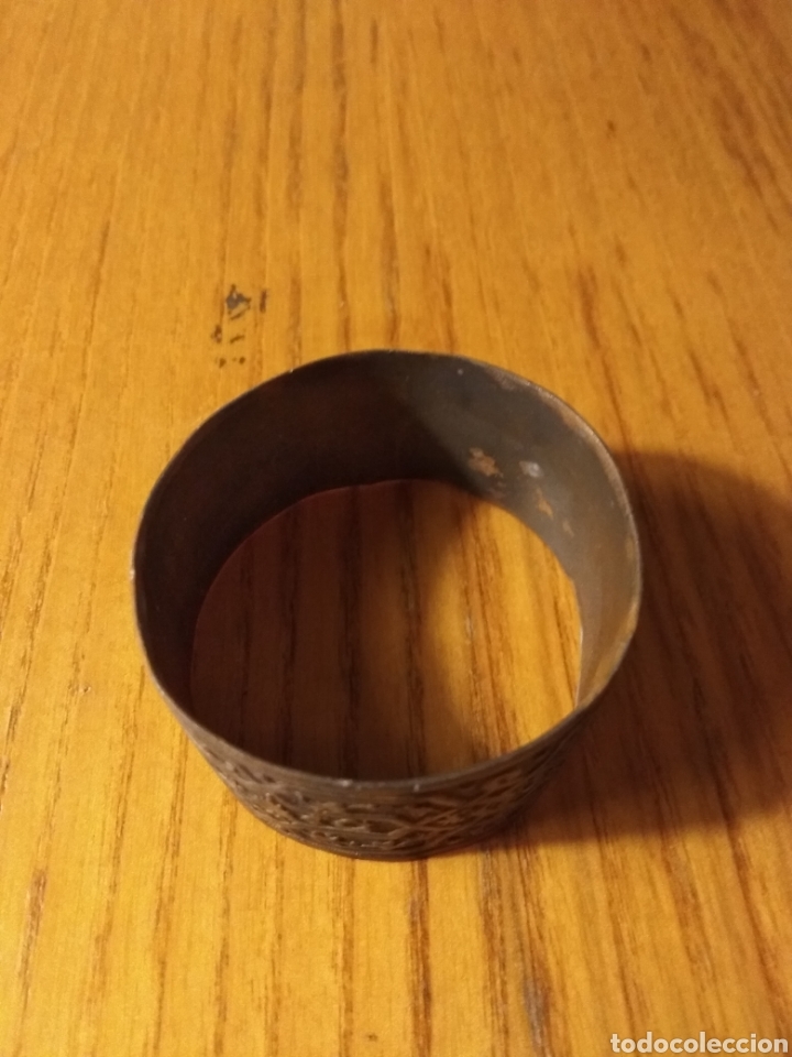 Antig&uuml;edades: Pieza decorativa de cobre para servilletas. 5 cms&empty; - Foto 3