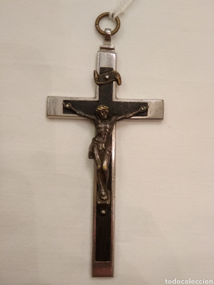 Antig&uuml;edades: Cruz plateada con Cristo de bronce - Foto 1