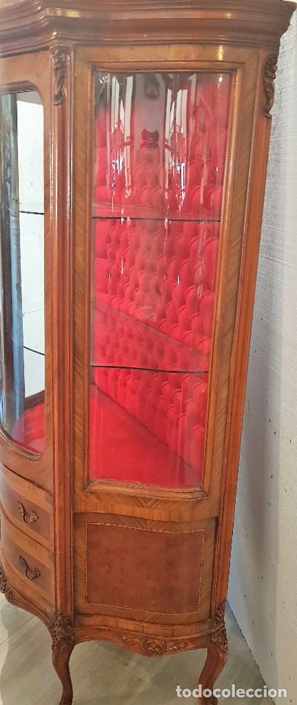 Antig&uuml;edades: VITRINA LUIS XV TAPIZ CAPITONE - Foto 3