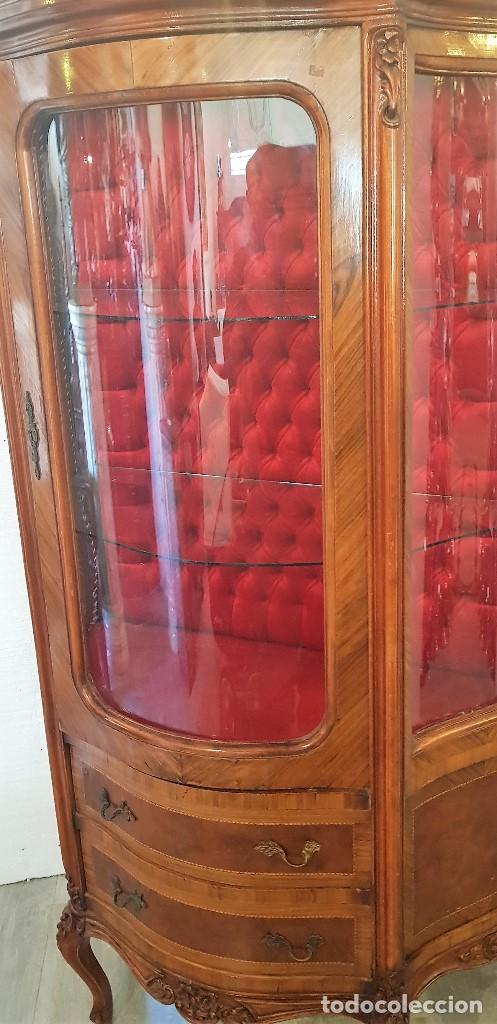 Antig&uuml;edades: VITRINA LUIS XV TAPIZ CAPITONE - Foto 6