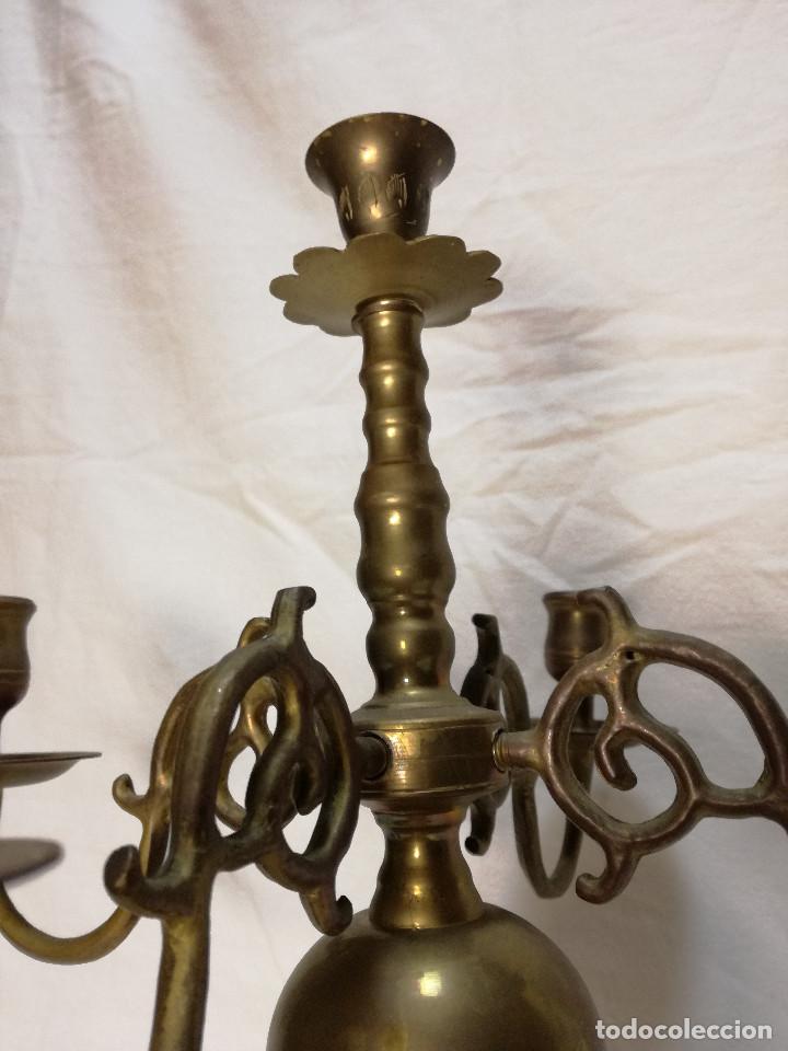 Antig&uuml;edades: ANTIGUO CANDELABRO PORTAVELAS DE BRONCE - Foto 7