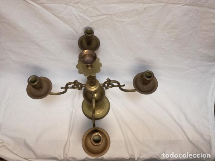 Antig&uuml;edades: ANTIGUO CANDELABRO PORTAVELAS DE BRONCE - Foto 12