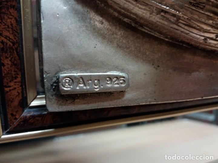 Antig&uuml;edades: CUADRO BODEG&Oacute;N RELIEVE BA&Ntilde;ADO PLATA - Foto 3