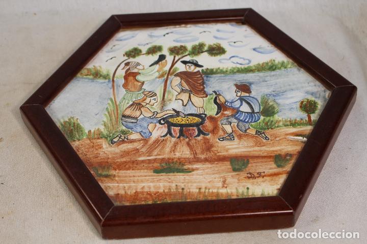 Antig&uuml;edades: azulejo valenciano exagonal - Foto 2