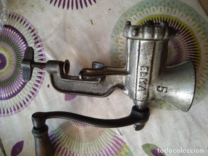 Antig&uuml;edades: picadora de carne manual - Foto 2