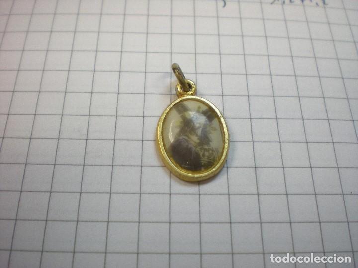 Antig&uuml;edades: MEDALLA SANTISIMO CRISTO DE URDA 1,5X1CM - Foto 1