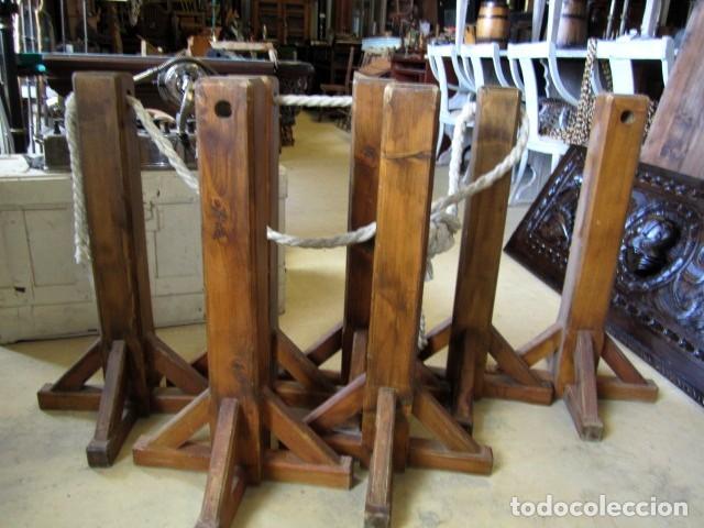 Antig&uuml;edades: Bases rusticas para acordonar , pies, estacas, - Foto 2