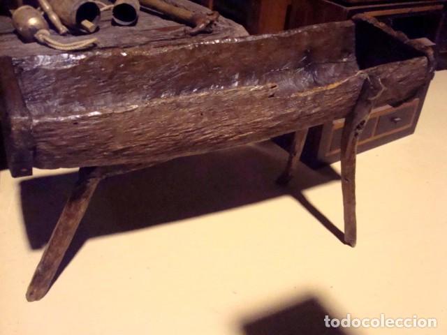 Antig&uuml;edades: Artesa rustica antigua - Foto 1