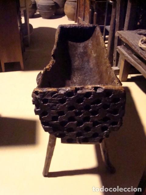 Antig&uuml;edades: Artesa rustica antigua - Foto 2