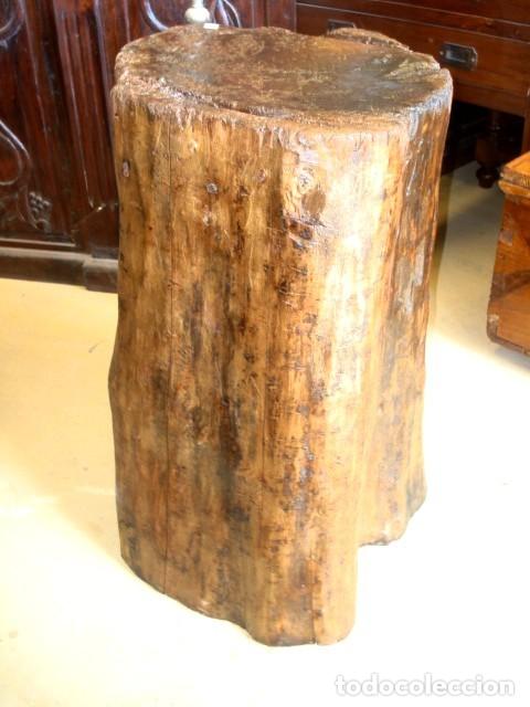 Antig&uuml;edades: Tocon antiguo de madera de nogal - Foto 1