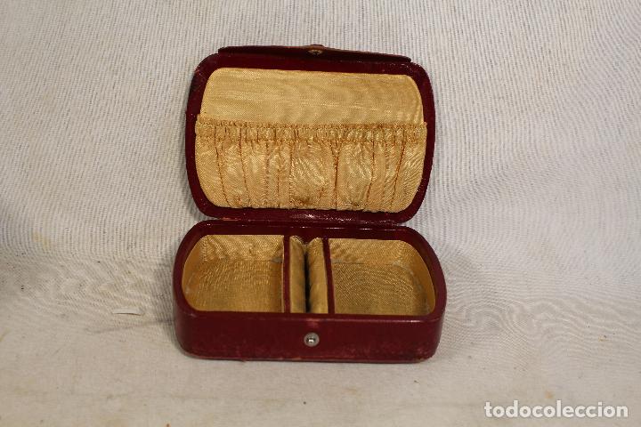 Antig&uuml;edades: caja antigua - Foto 2
