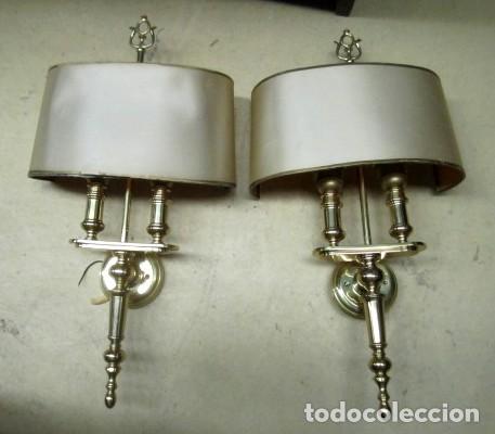 Antig&uuml;edades: Pareja apliques de bronce con pantalla - Foto 1