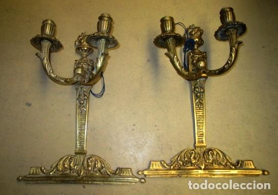 Antig&uuml;edades: Pareja de apliques de bronce, antiguos - Foto 1