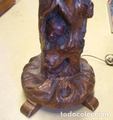Antig&uuml;edades: Pie de lampara en madera tallada y policromada - Foto 5