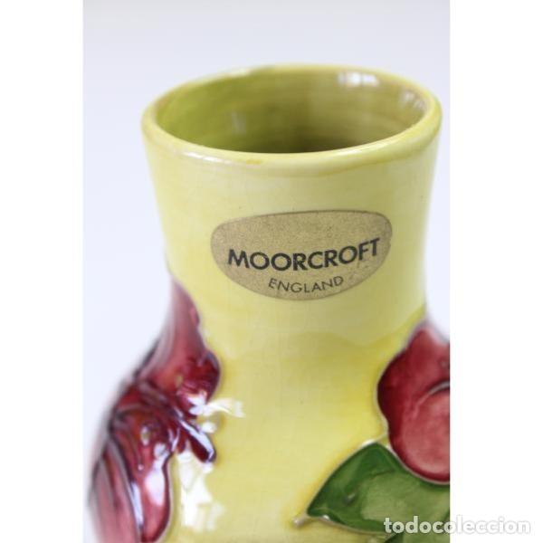 Antig&uuml;edades: Antiguo jarr&oacute;n Moorcroft - Foto 5