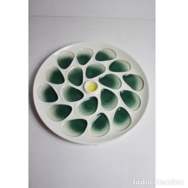 Antig&uuml;edades: Antiguo plato para ostras - Foto 1