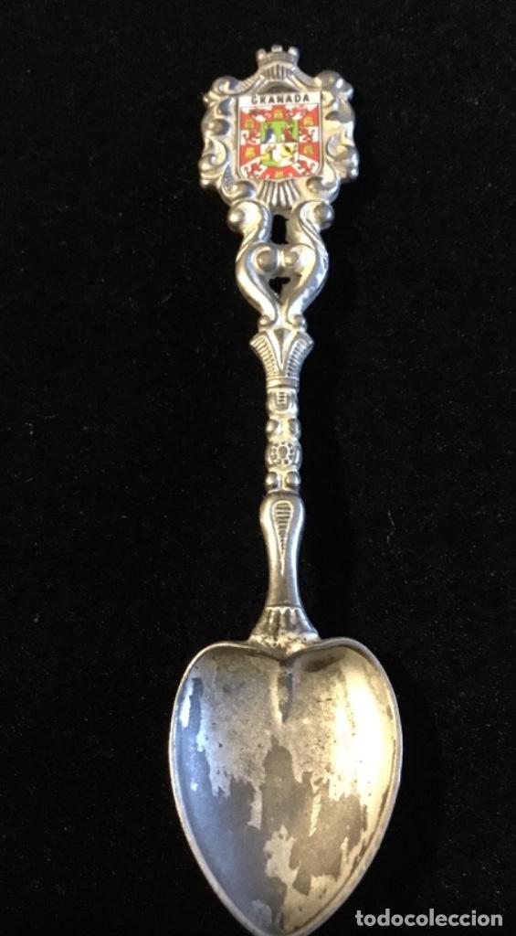 Antig&uuml;edades: Antigua cucharilla de plata Granada - Foto 3