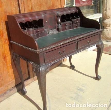 Antig&uuml;edades: Escritorio estilo chipendale, madera tallada - Foto 4