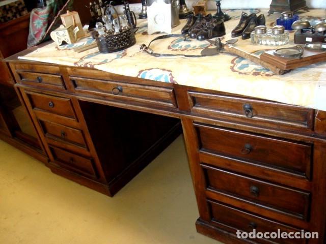 Antig&uuml;edades: Mesa escritorio en madera de acacia - Foto 3