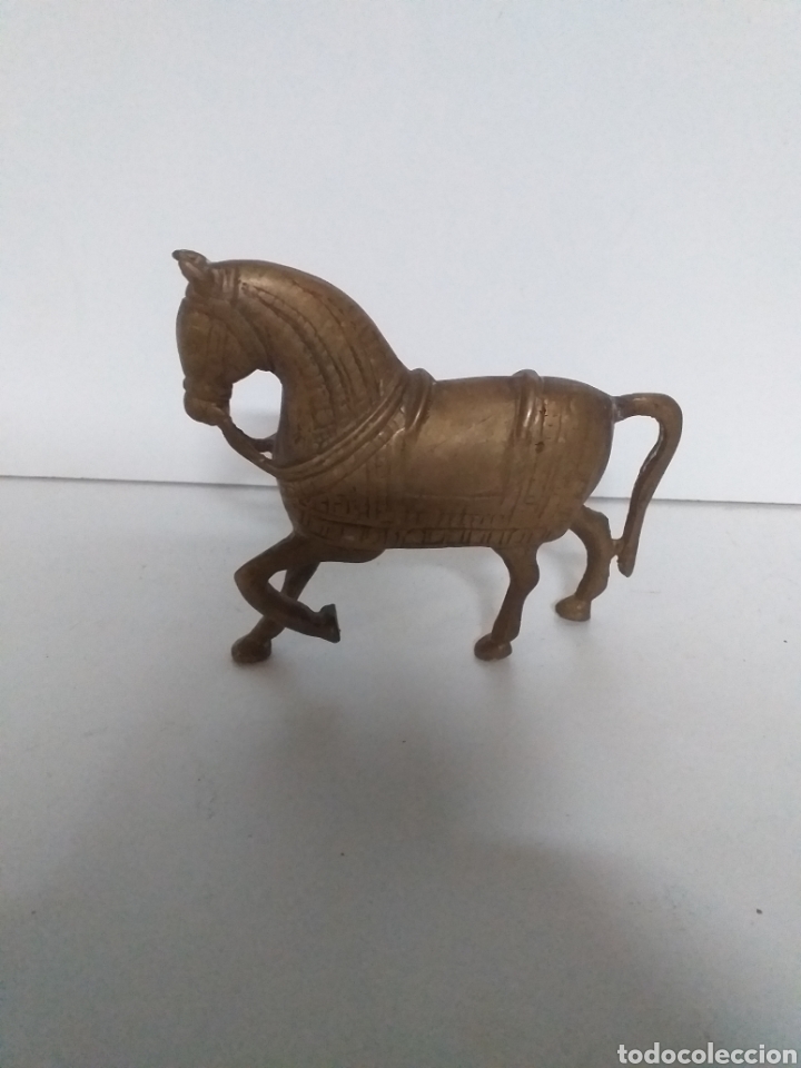 Antig&uuml;edades: Caballito de bronce posiblemente hecho a mano. - Foto 2