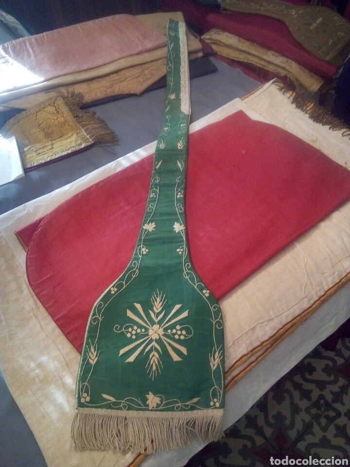 Antig&uuml;edades: Estola verde moare - Foto 1