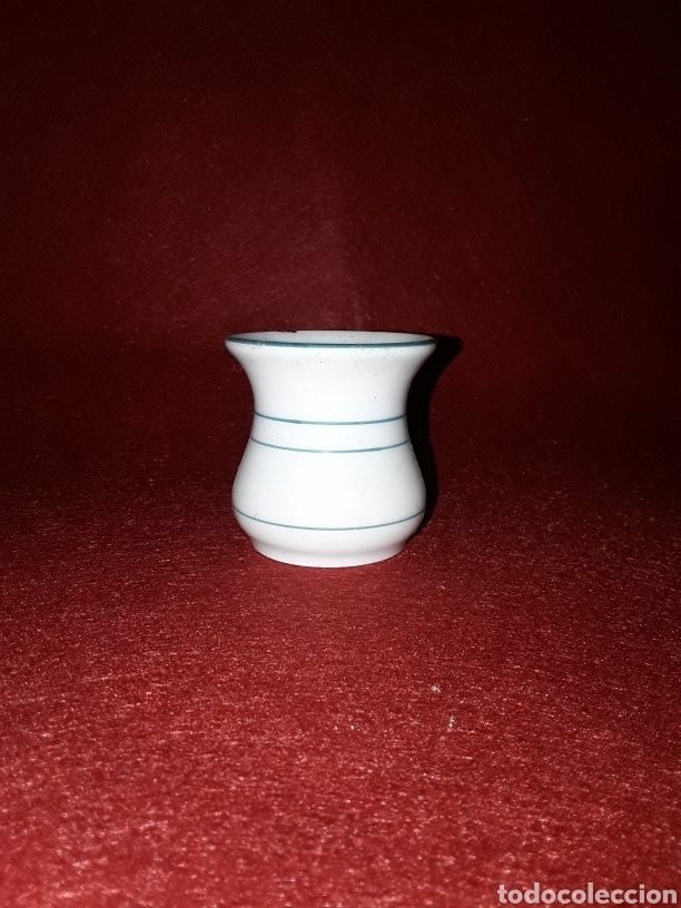 Antig&uuml;edades: Vaso porcelana - Foto 1