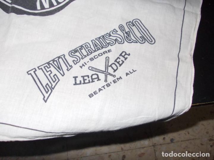 Antig&uuml;edades: pa&ntilde;uelo antiguo levis - Foto 4
